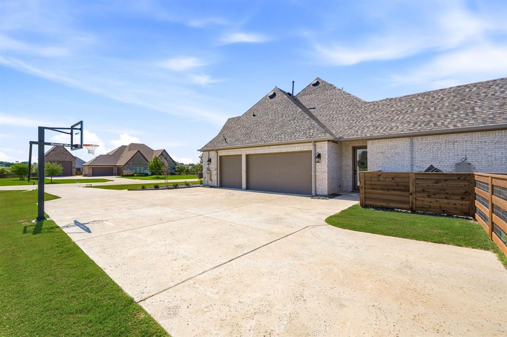 516 Westcreek Lane