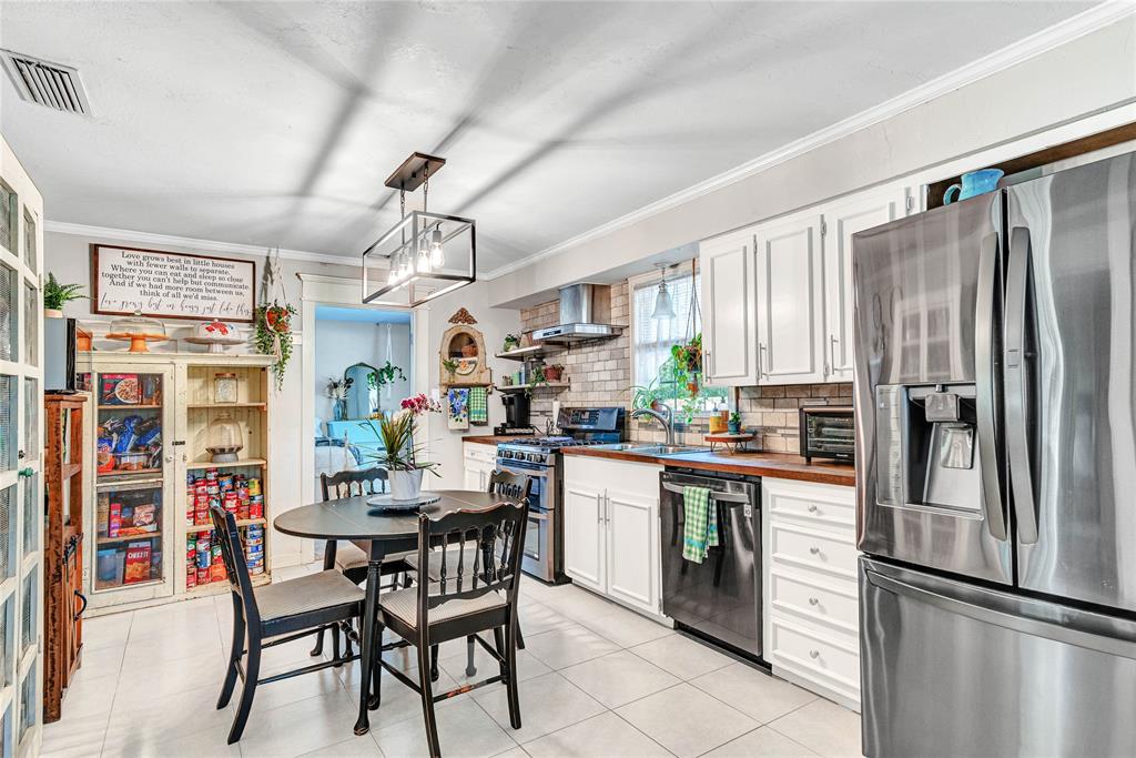 Farmers & Merchants National B - Residential