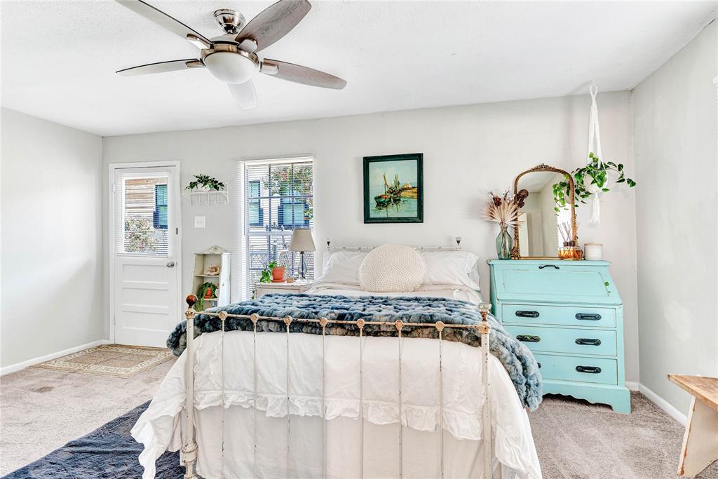 Farmers & Merchants National B - Residential