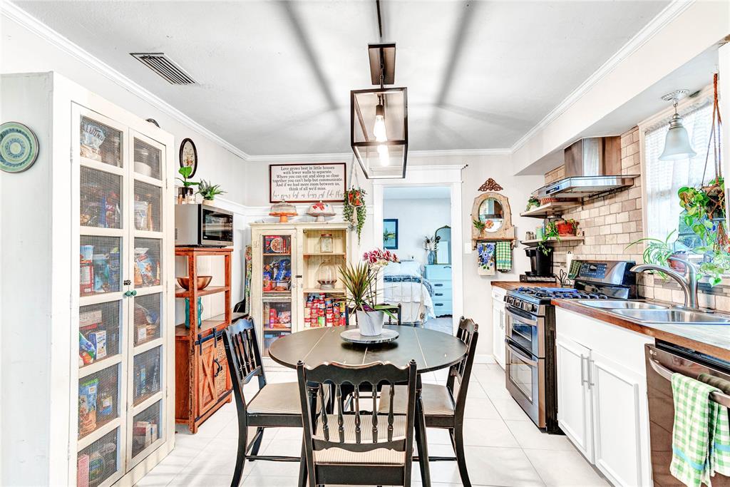 Farmers & Merchants National B - Residential