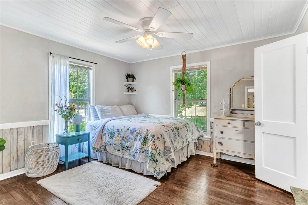 Farmers & Merchants National B - Residential