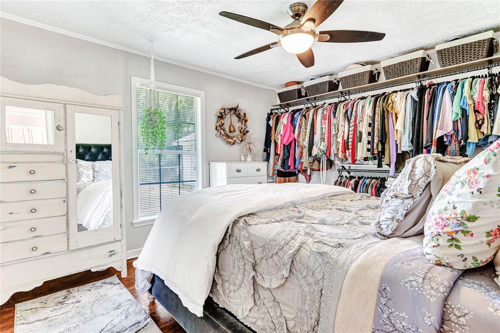 Farmers & Merchants National B - Residential