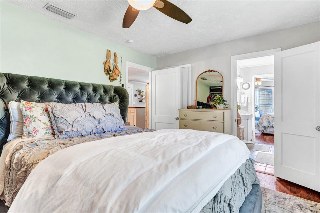 Farmers & Merchants National B - Residential