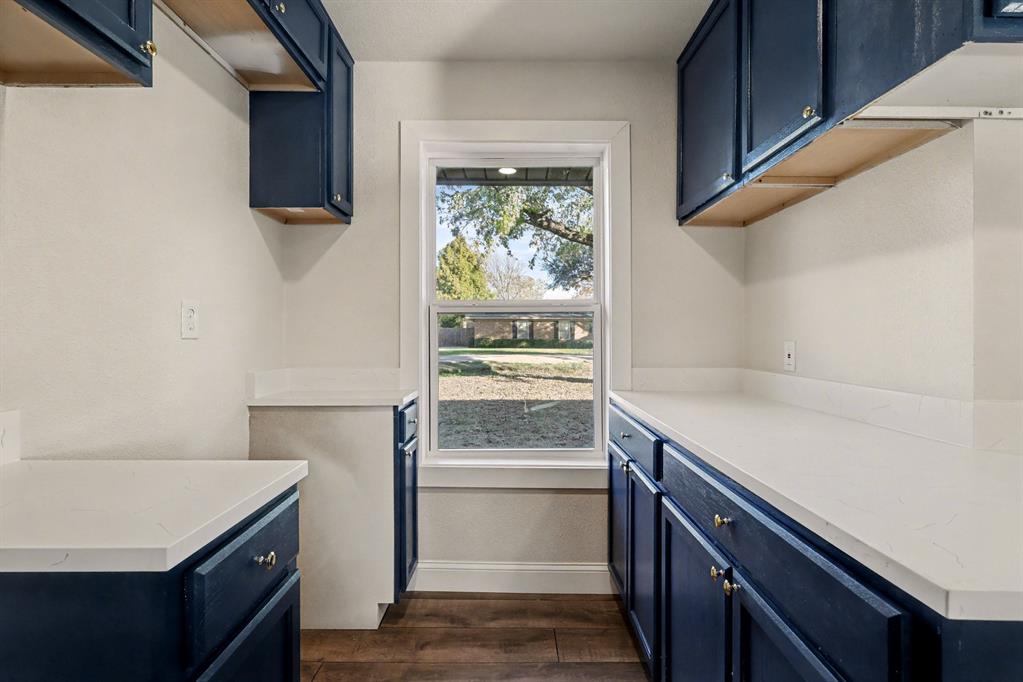 airport acres - Residential