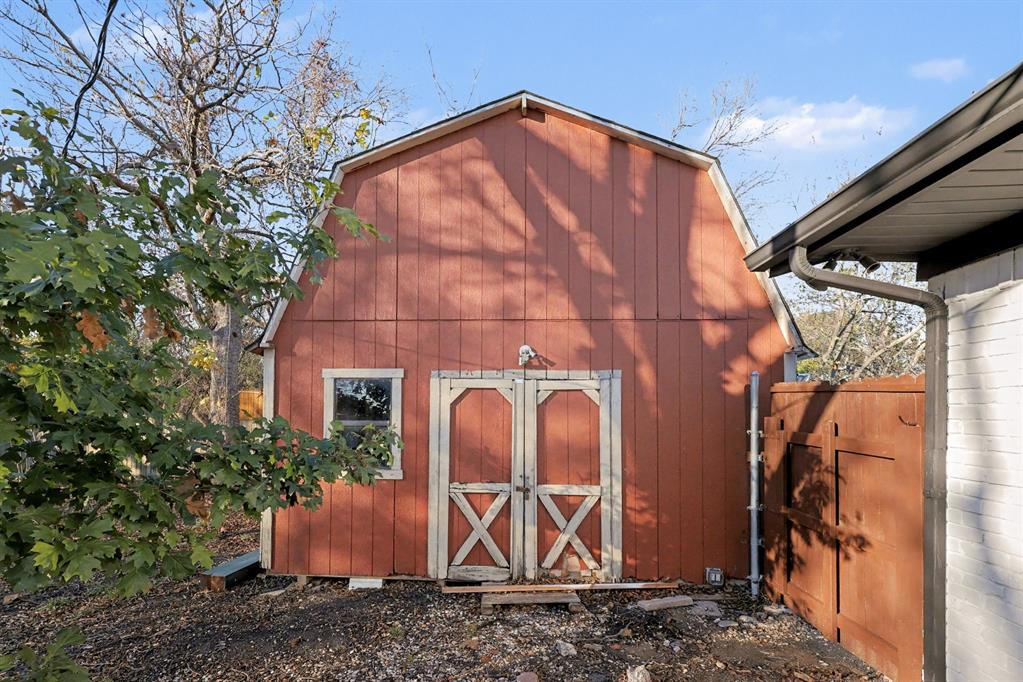 airport acres - Residential