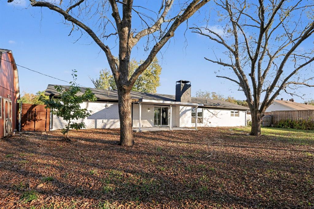 airport acres - Residential