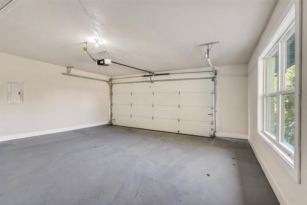 airport acres - Residential