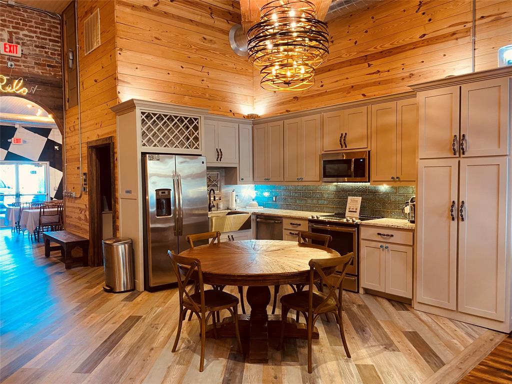 Orginal Donation Gv - Commercial Lease