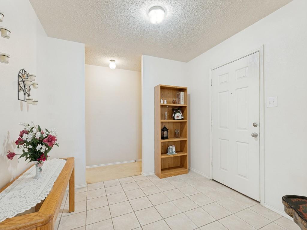 9809 Nixon Drive