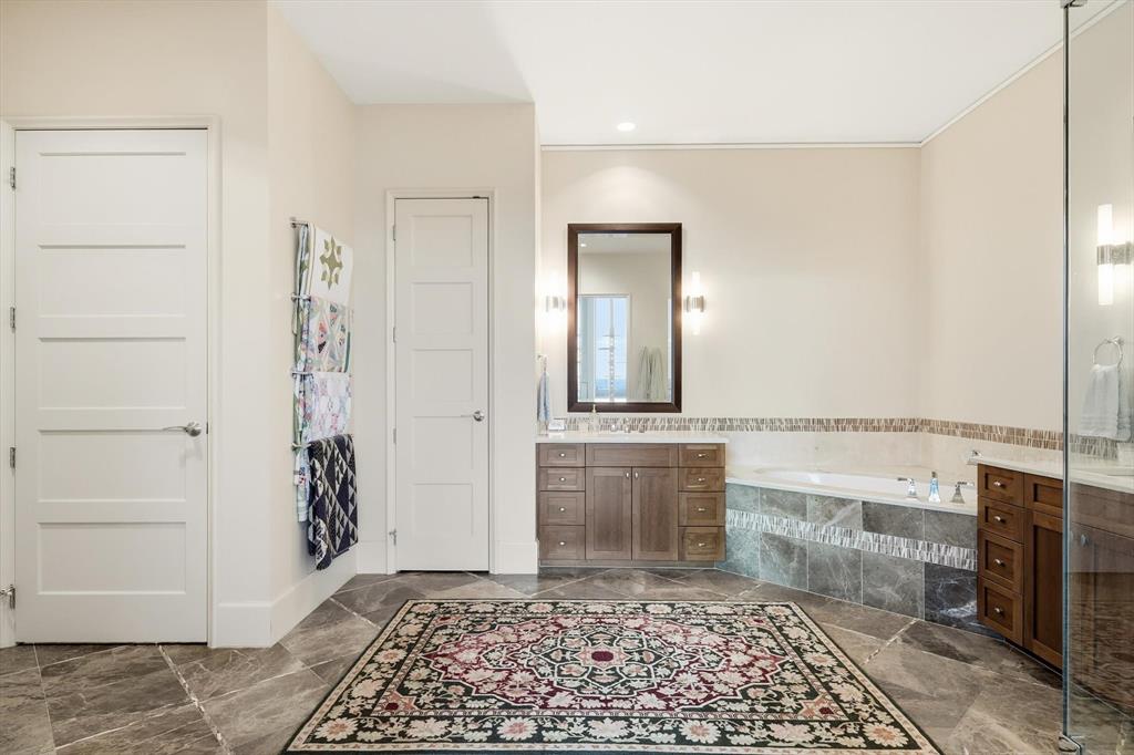 1301 Throckmorton Residences - Residential