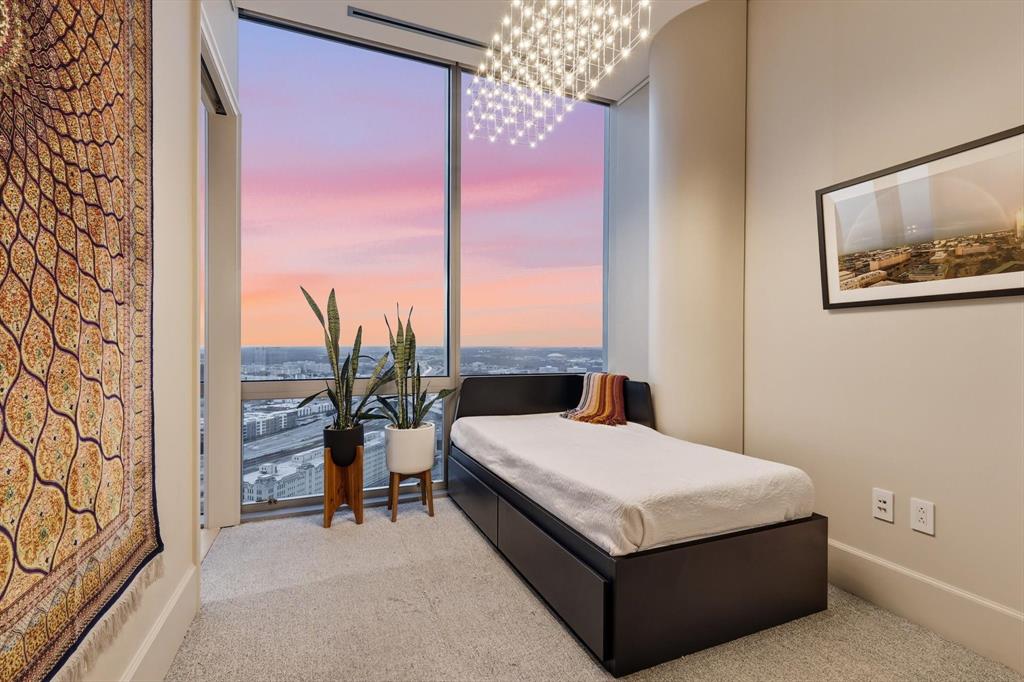 1301 Throckmorton Residences - Residential