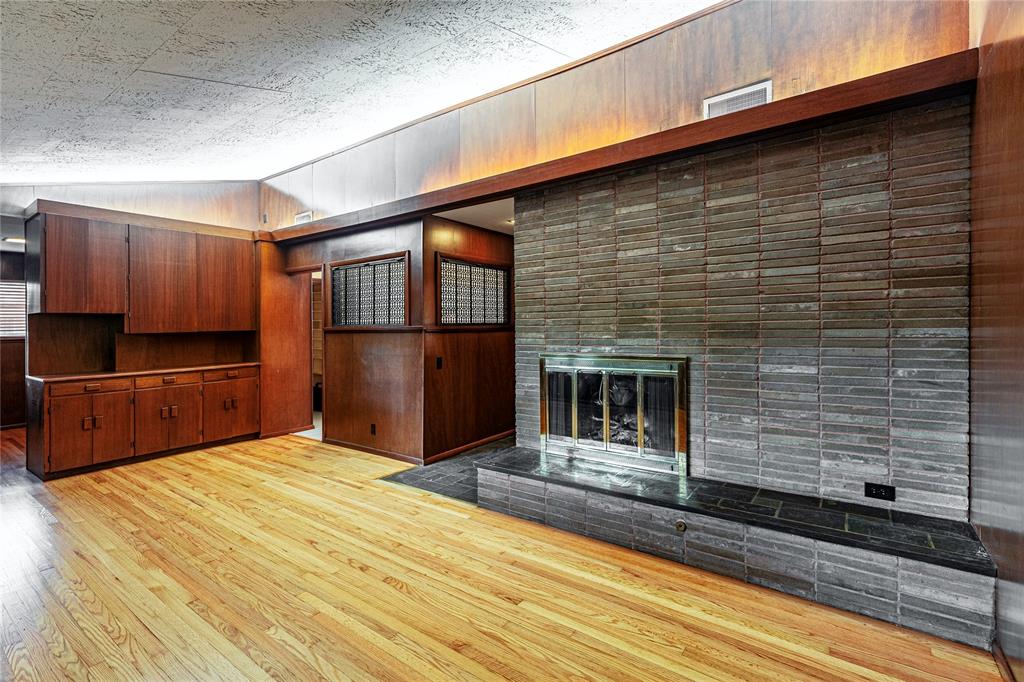 Caruth Terrace - Residential Lease