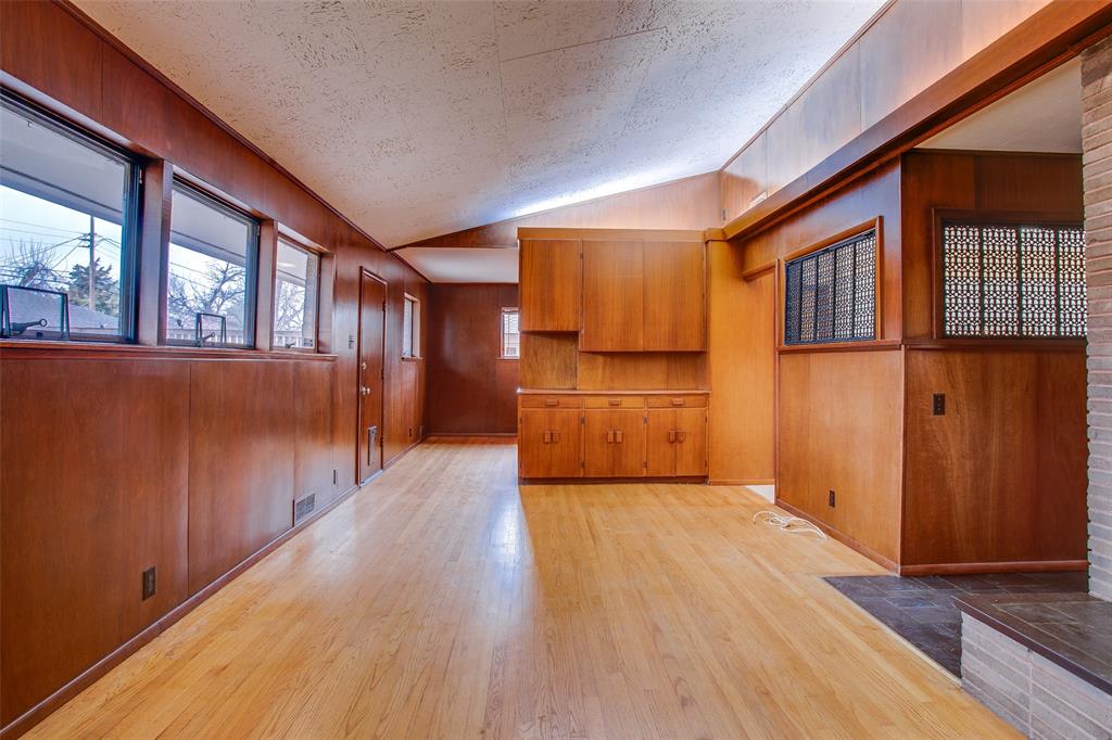 Caruth Terrace - Residential Lease