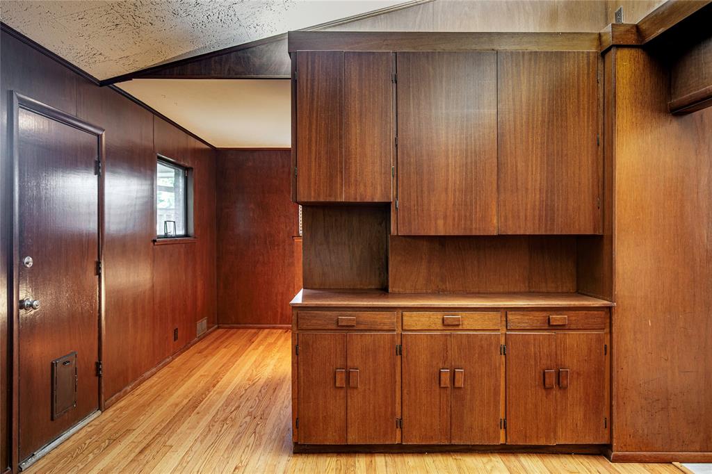 Caruth Terrace - Residential Lease