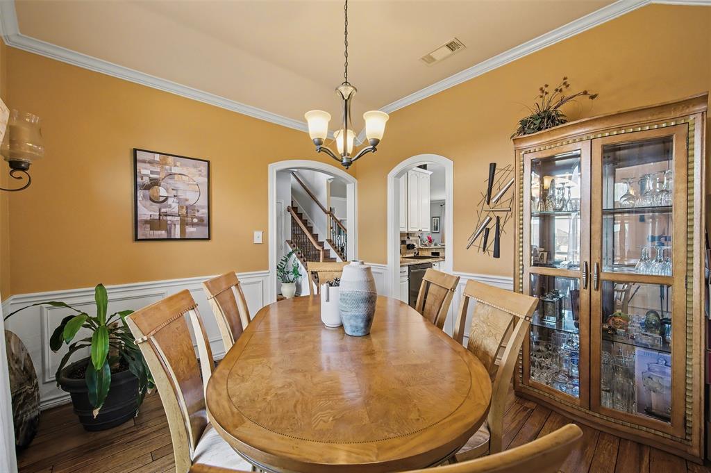 400 winterwood Drive