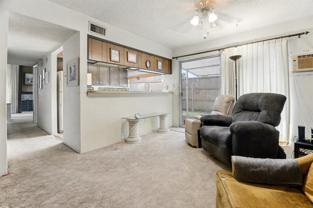 Meadowcreek Village Rev - Residential