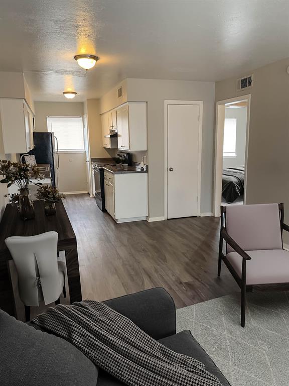 4606 Monarch Street 109