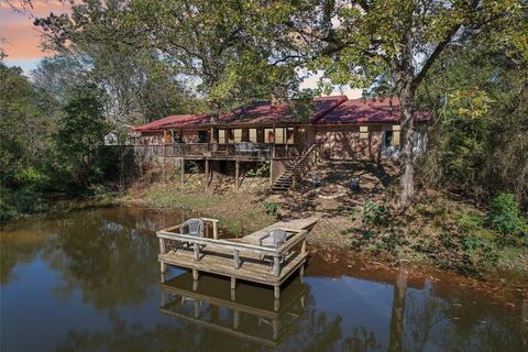 A home in Quitman