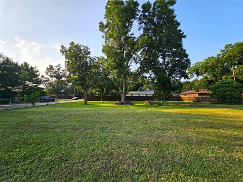 Photo of TBD N Cottonbelt Avenue, Wylie, TX 75098 (MLS # 21310411)