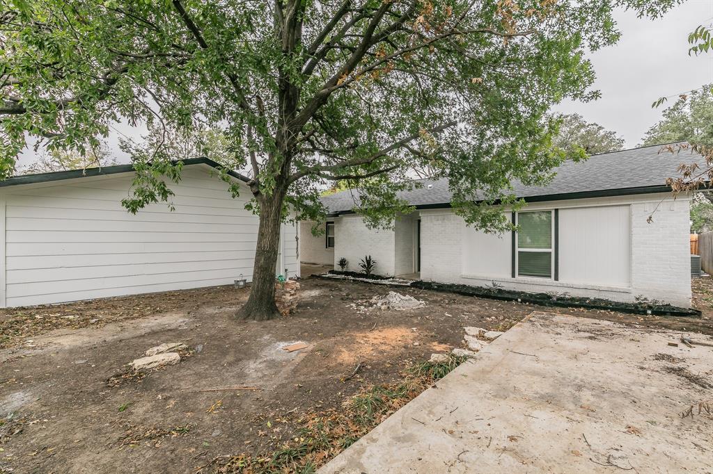 2820 W Rochelle Road