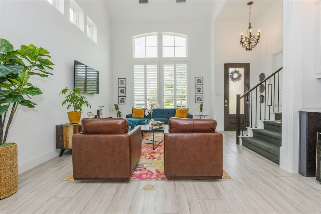 14437 Greymoore Circle