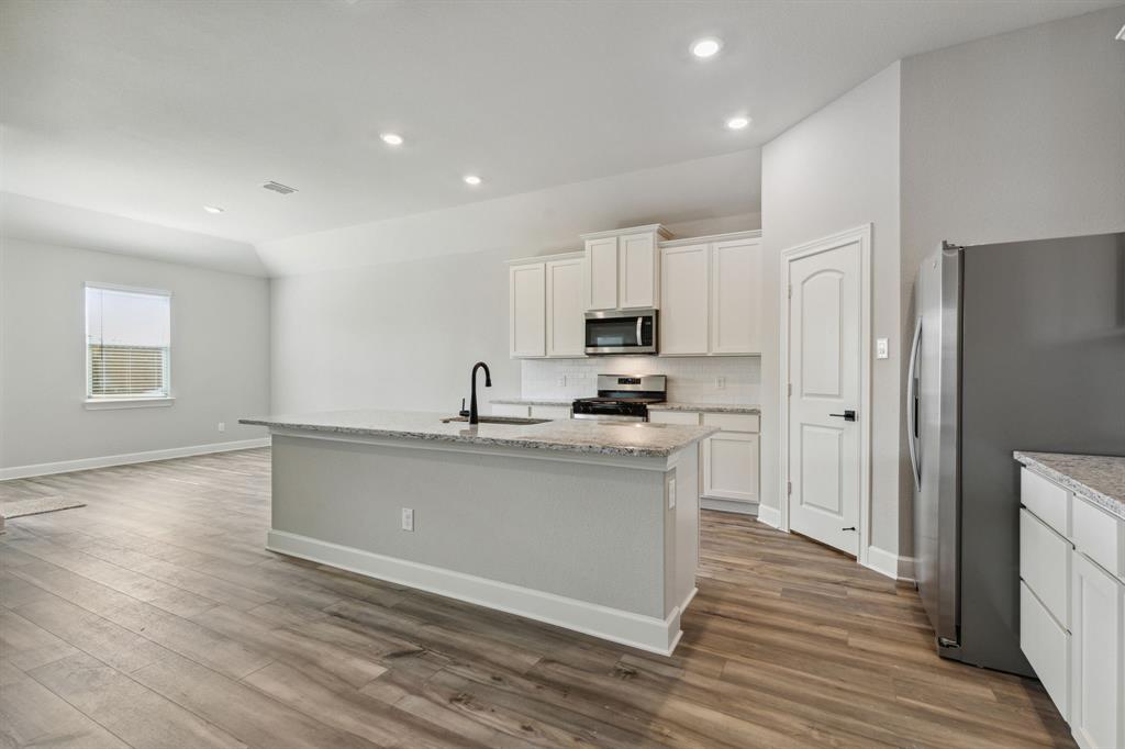 Shadowbend Ph 2 - Residential Lease