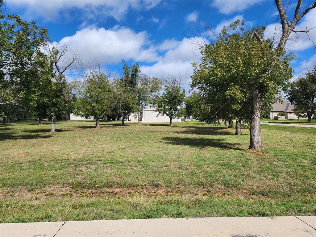 3013 Skyhawk Drive