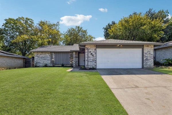 744 SALSBURY CIR, ARLINGTON, TX 76014 - Image 05ab1ce1e2fda9c2f86f76aca6c794d9/2508152309