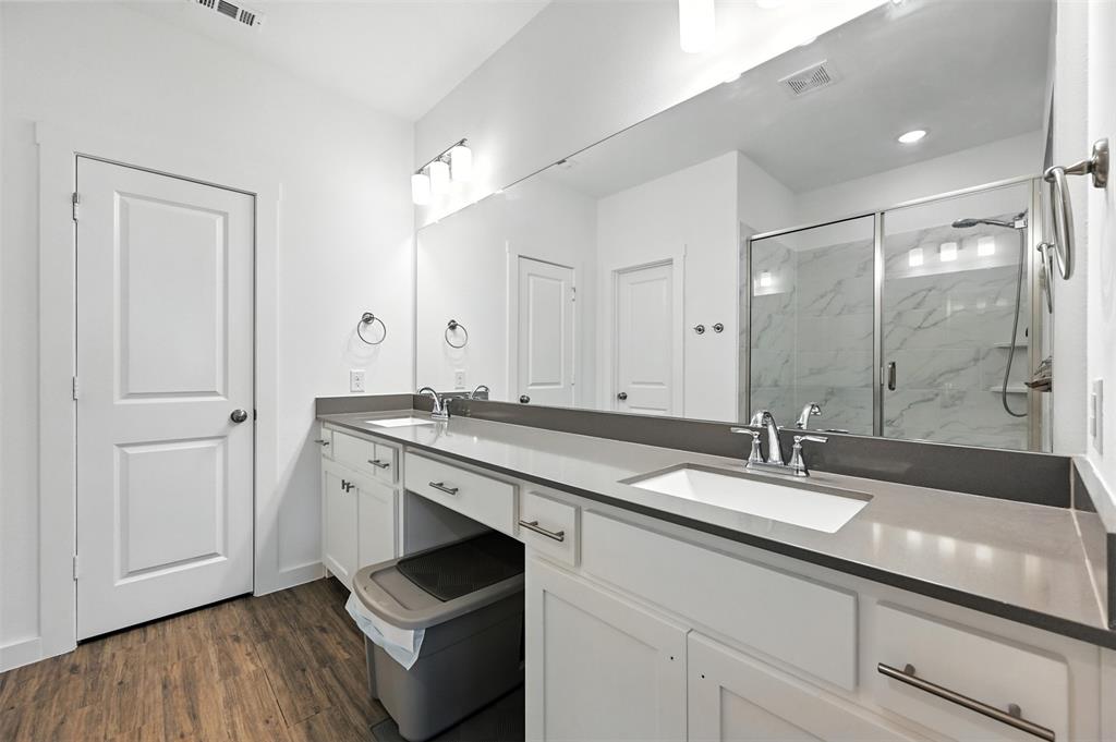 Iron Horse Commons Ph 1 - Residential Lease