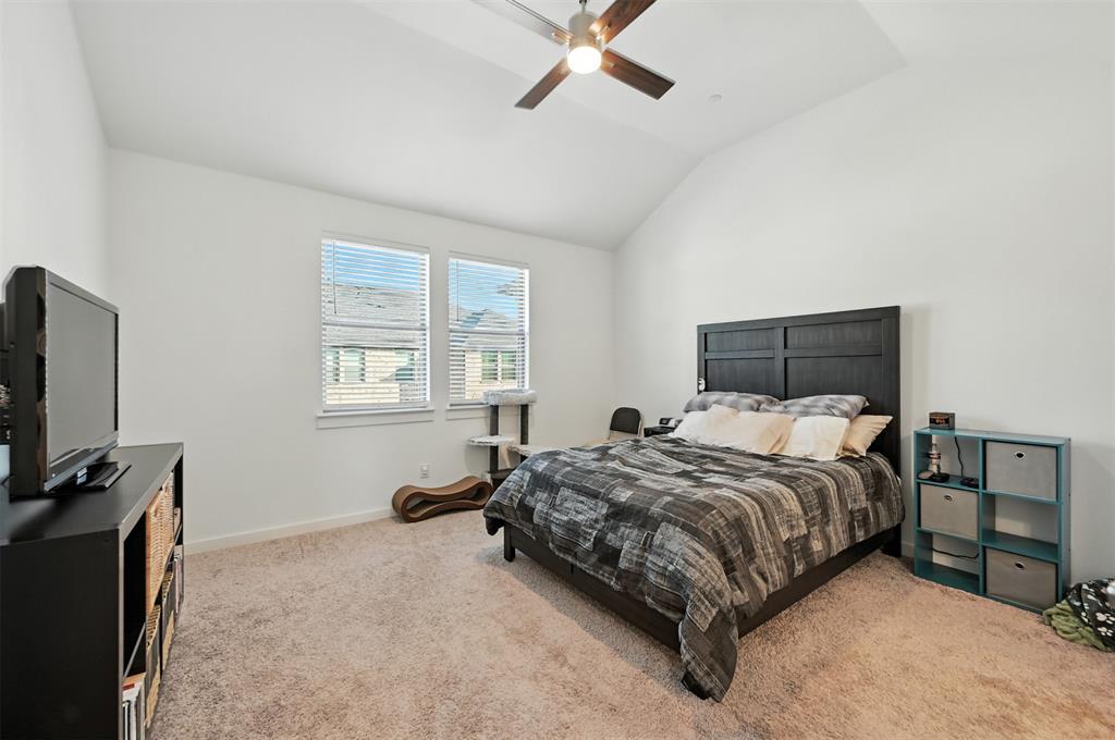 Iron Horse Commons Ph 1 - Residential Lease