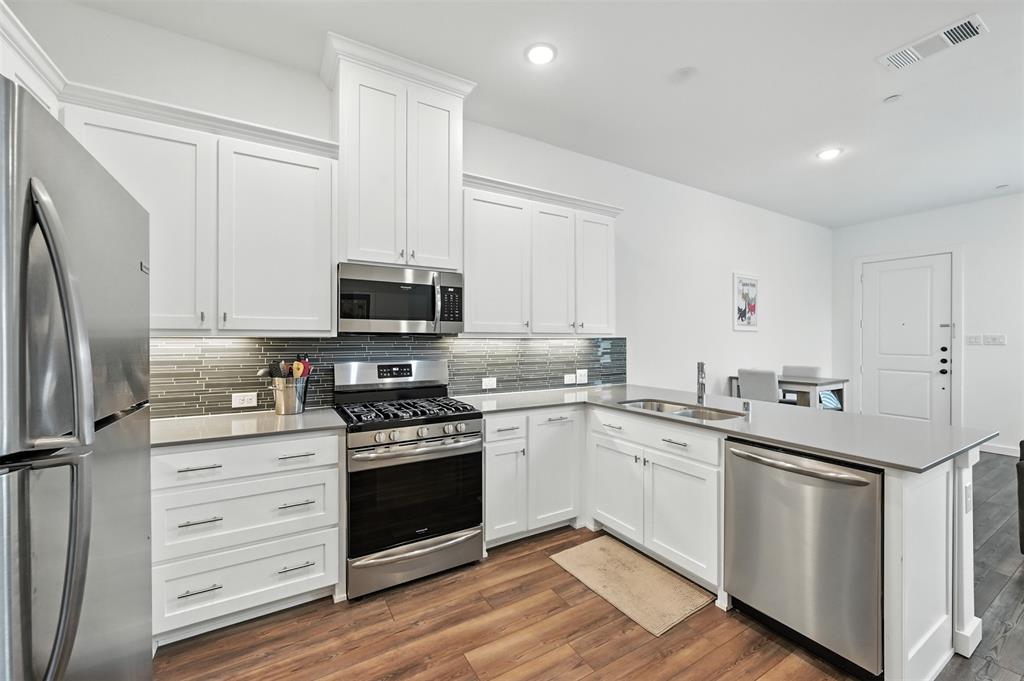 Iron Horse Commons Ph 1 - Residential Lease