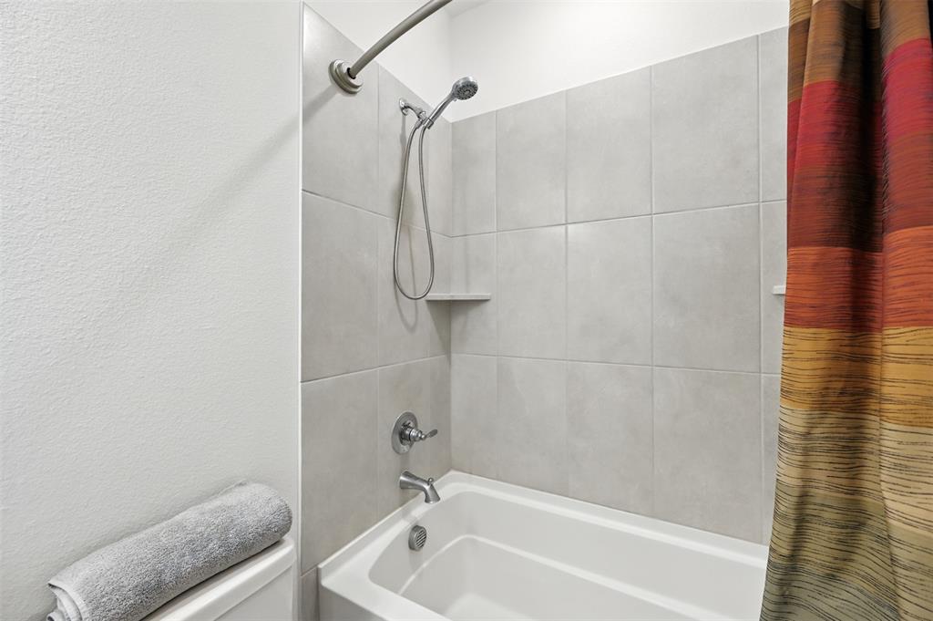 Iron Horse Commons Ph 1 - Residential Lease