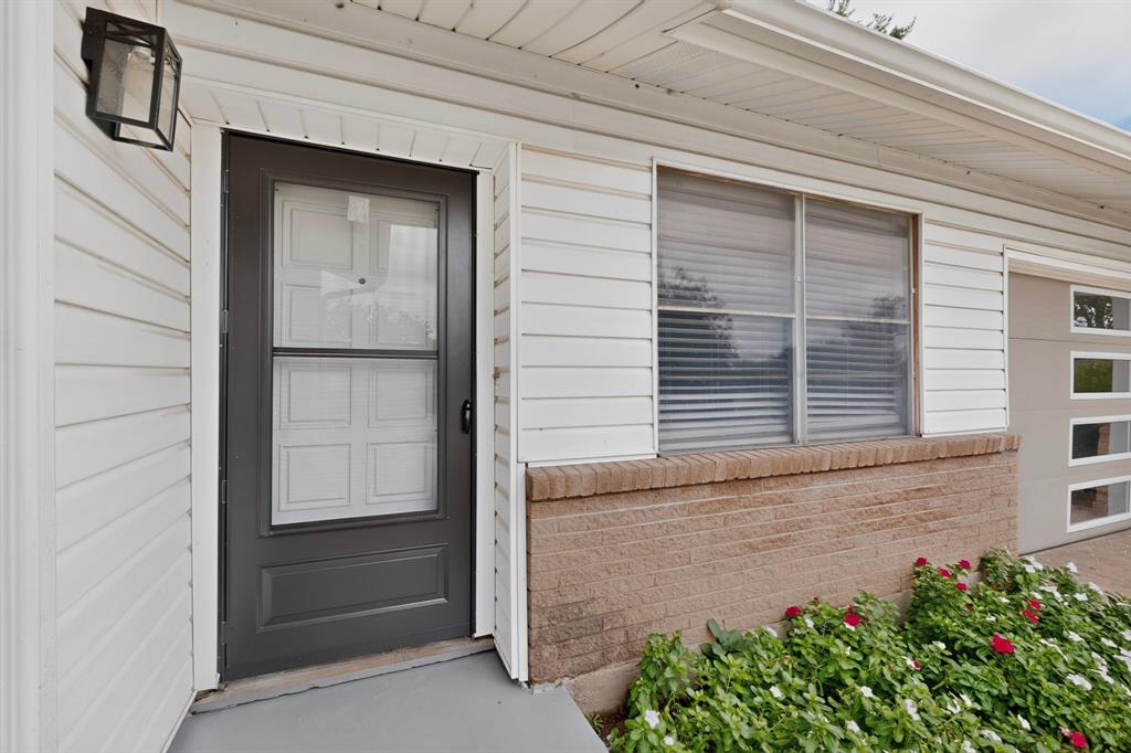 2942 Candlewick Lane