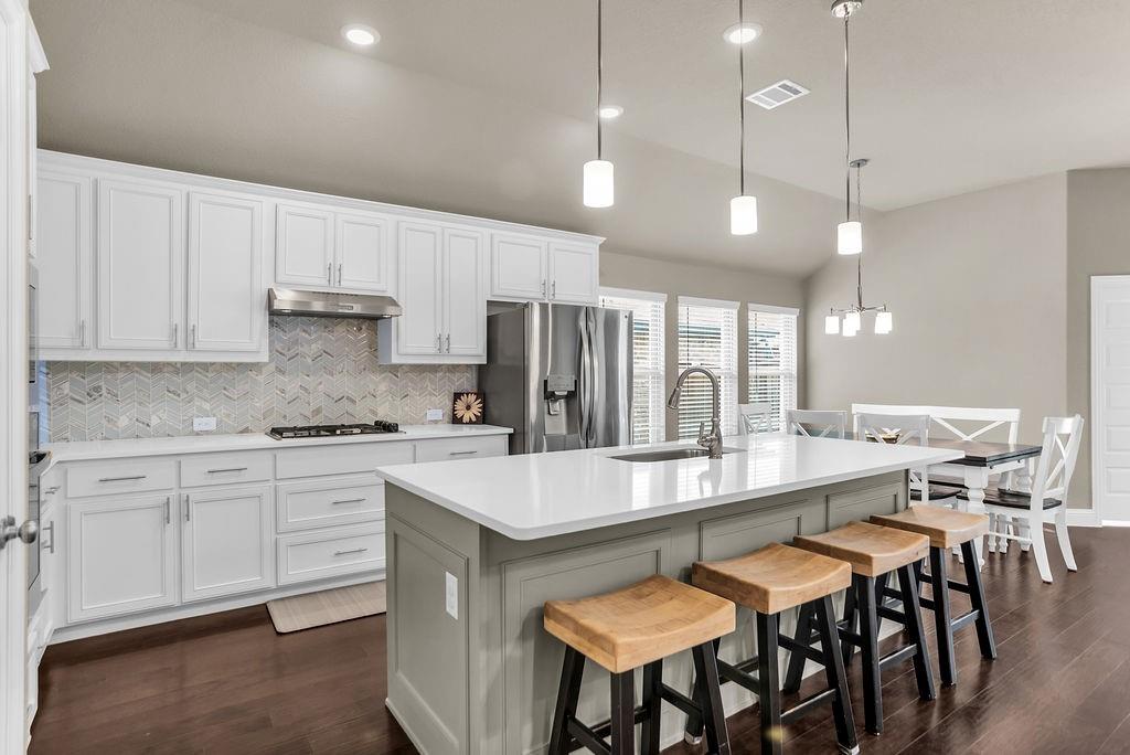 4140 Lightcreek Lane