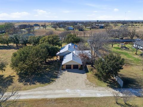 Tiny photo for 7209 W Fm 922, Era, TX 76238 (MLS # 21193926)