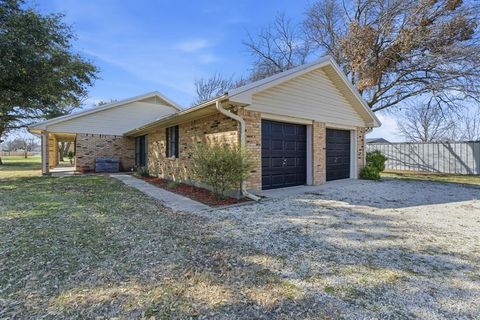 Tiny photo for 7209 W Fm 922, Era, TX 76238 (MLS # 21193926)