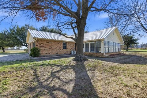 Tiny photo for 7209 W Fm 922, Era, TX 76238 (MLS # 21193926)