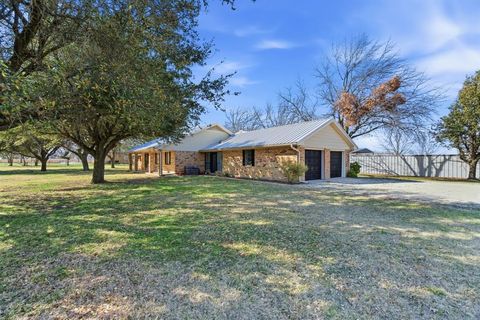 Tiny photo for 7209 W Fm 922, Era, TX 76238 (MLS # 21193926)