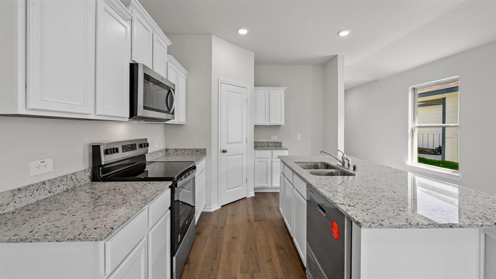 Blaire Lake - Residential