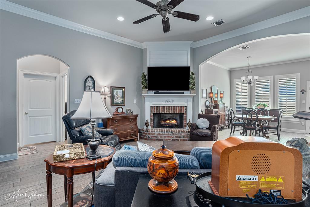 Jamestowne - Residential