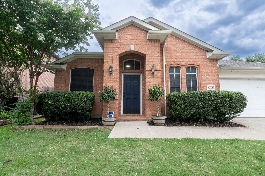 1324 Carriage Lane