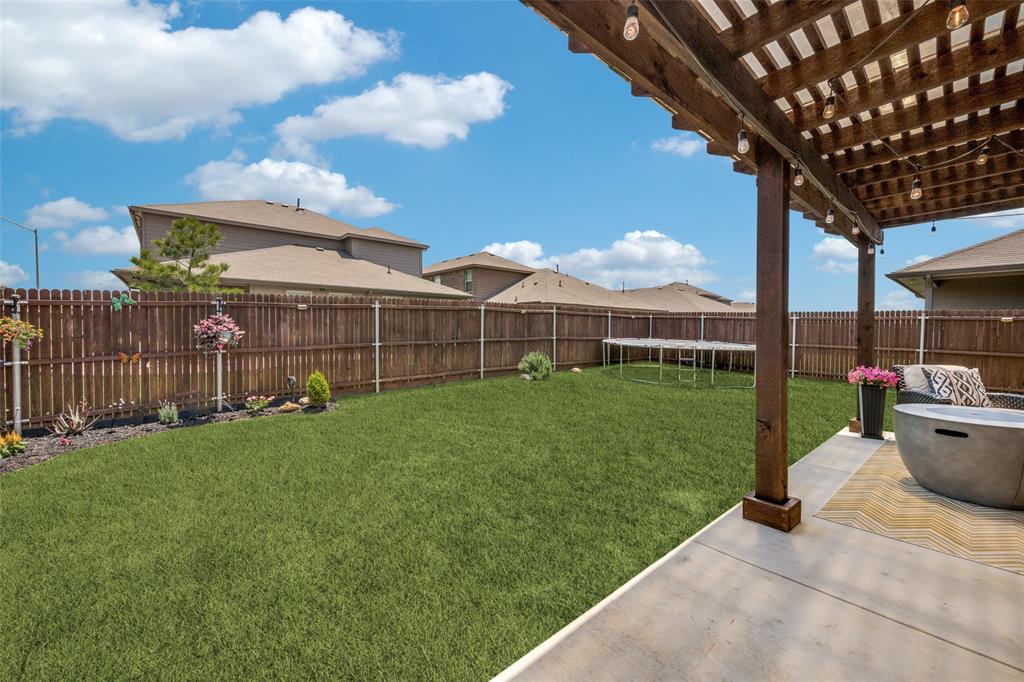 Trails of Elizabeth Crk - Residential