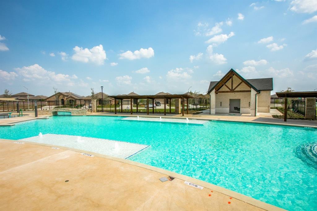 Trails of Elizabeth Crk - Residential