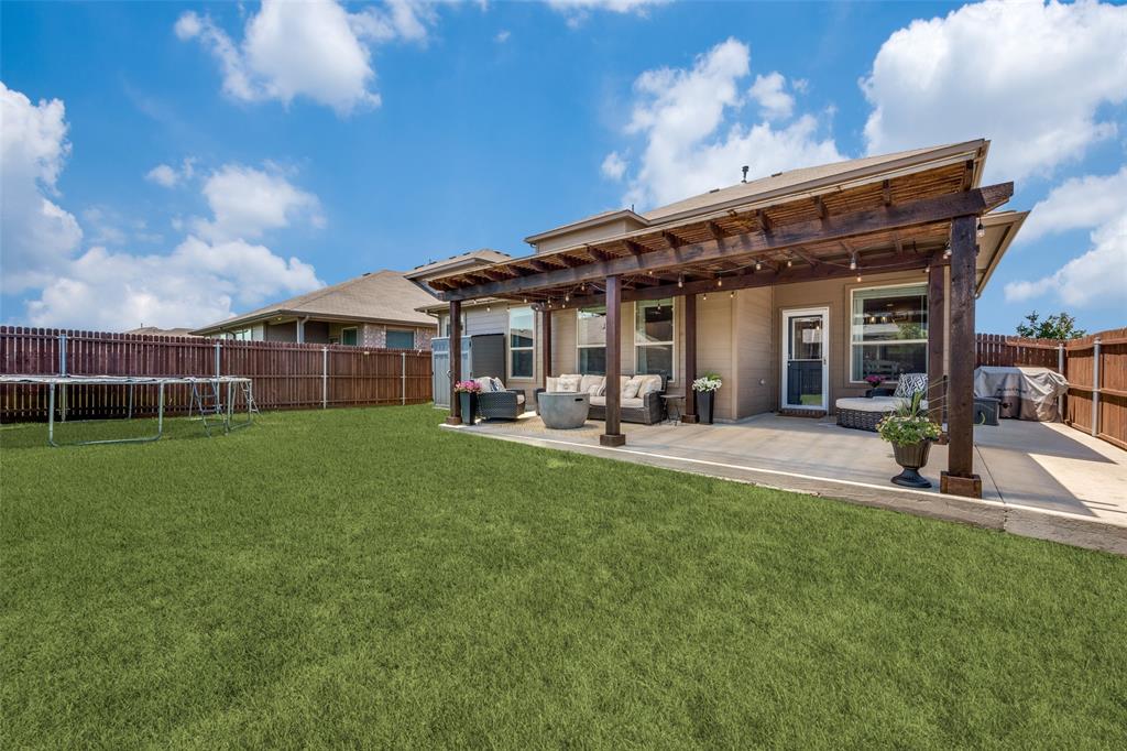 Trails of Elizabeth Crk - Residential