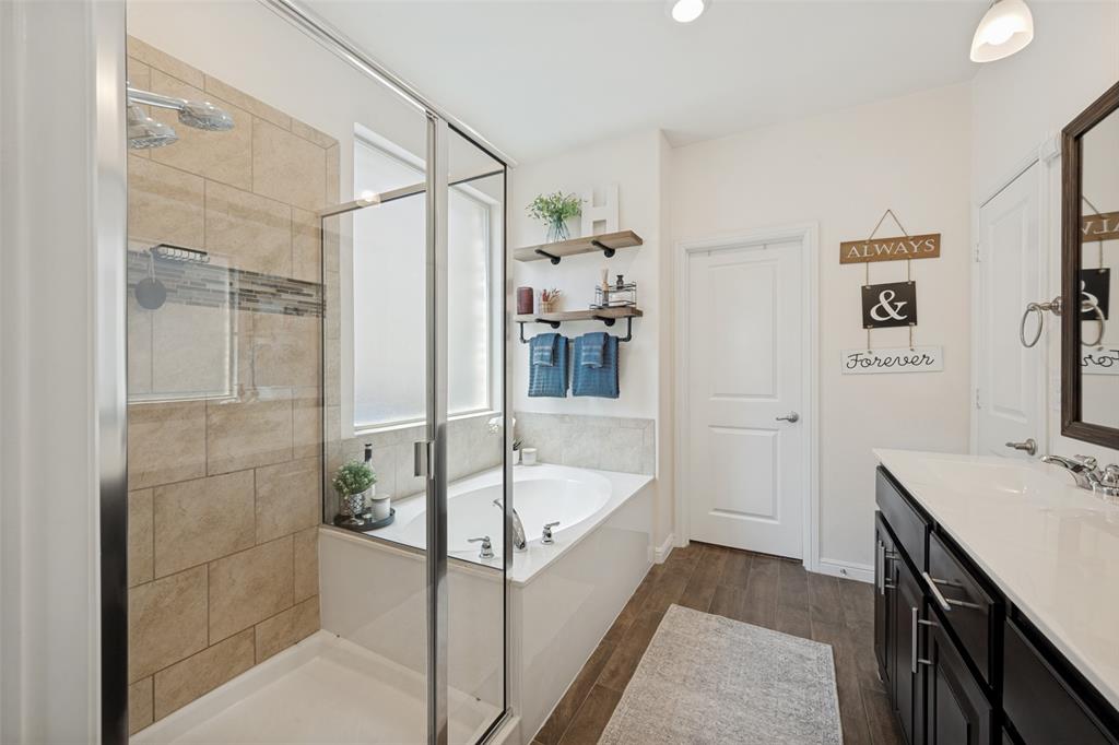 Trails of Elizabeth Crk - Residential