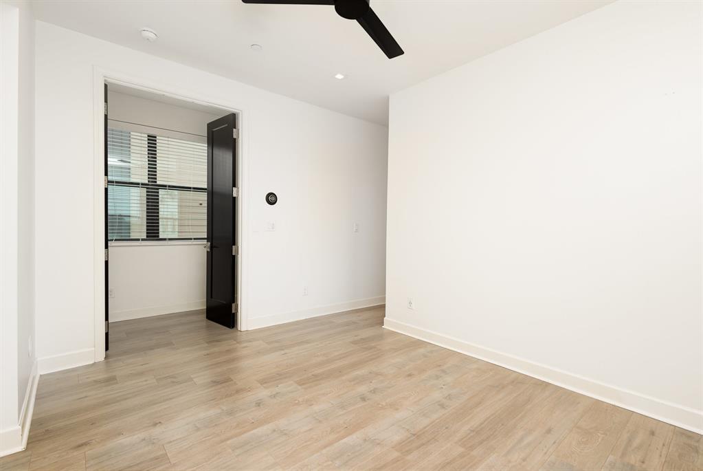 Park Plaza Twnhms - Residential Lease