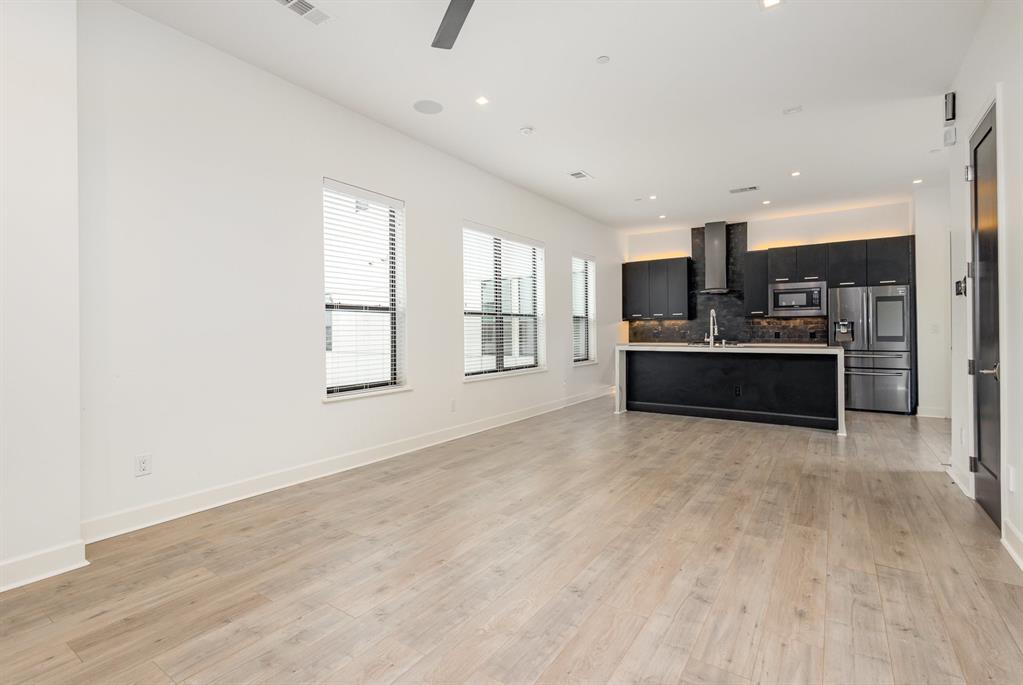 Park Plaza Twnhms - Residential Lease