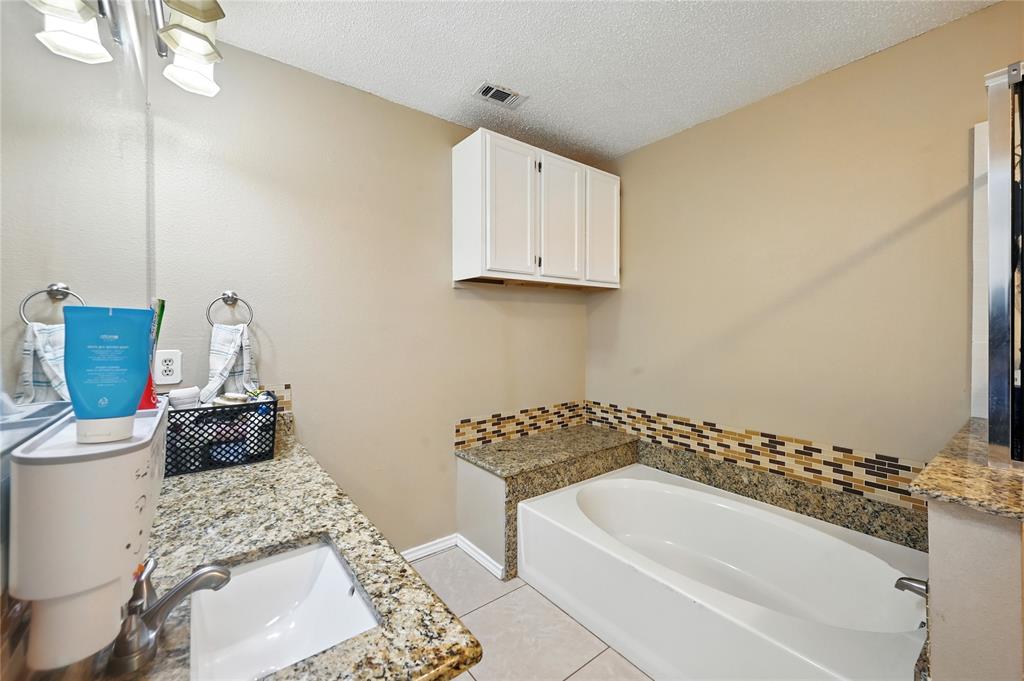 Huntington Village Add - Residential