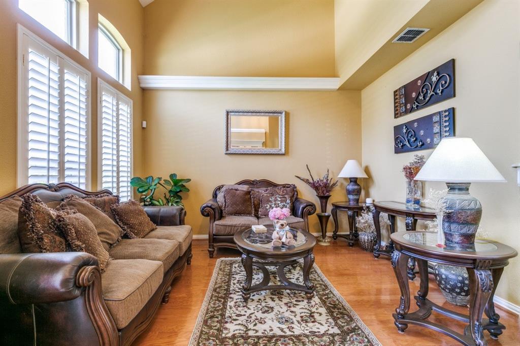 1017 Cherrywood