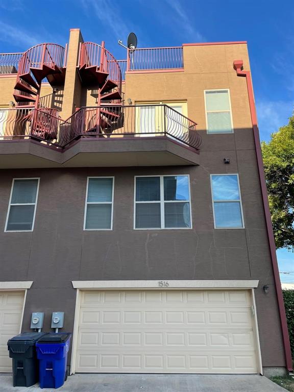 Hudson Street Twnhms South - Residential